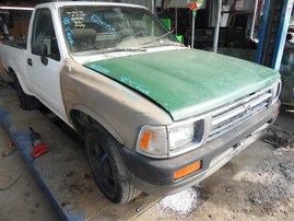 1992 Toyota Truck White Standard Cab 2.4L MT 2WD #Z22741